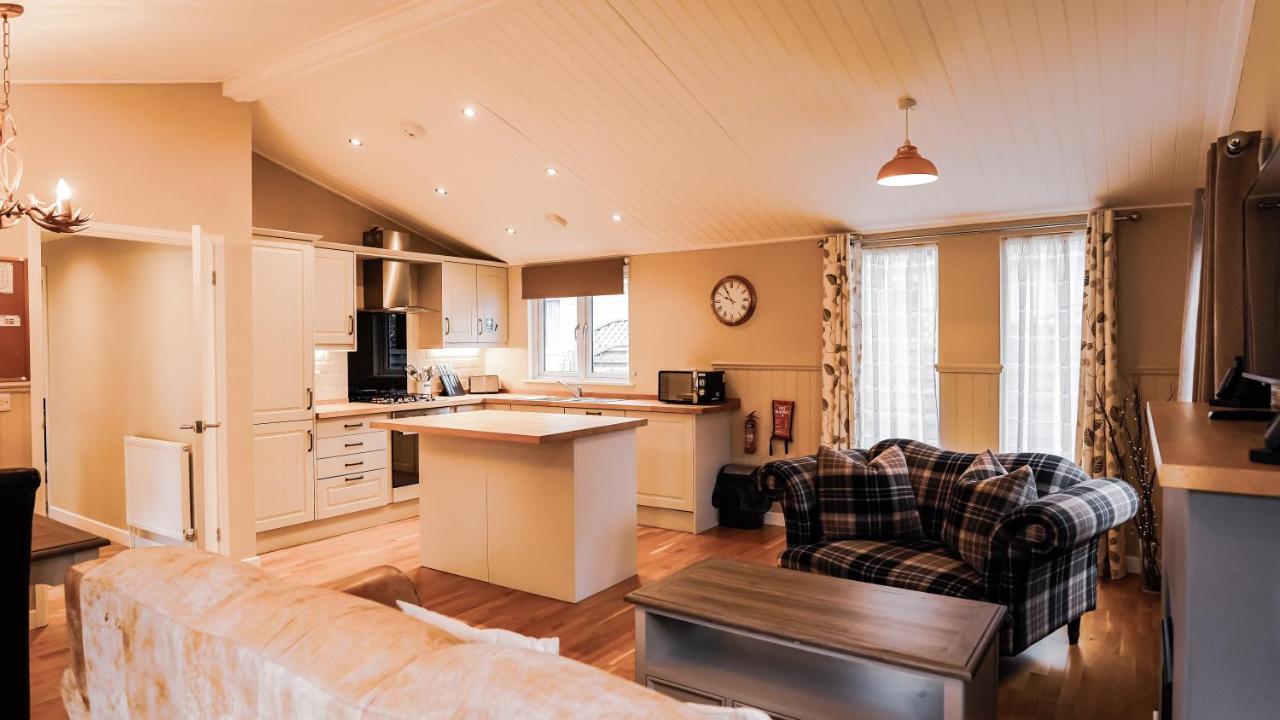Warrenwood Country Park Hotel Polegate Eksteriør billede